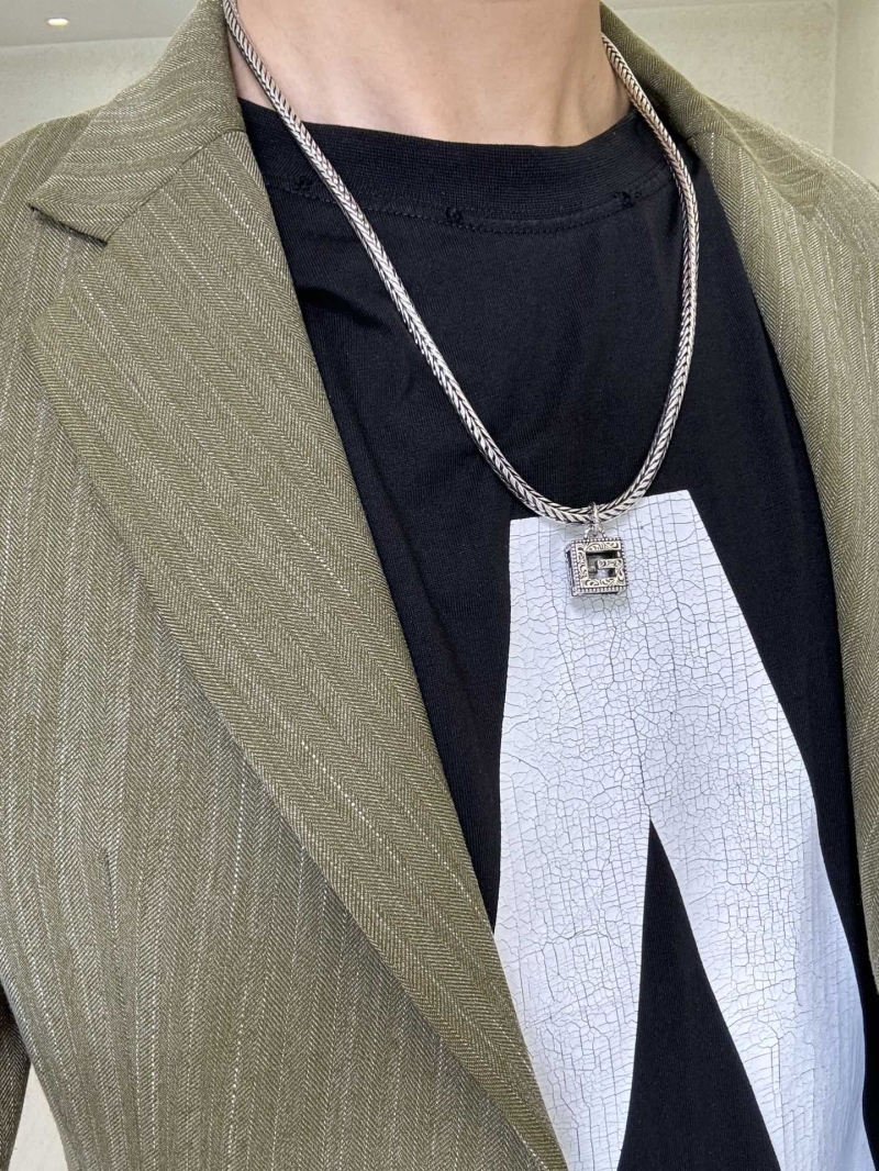 Gvc*1 necklaces